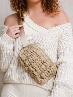 NWT Modern + Chic Atlas Quilted Belt Bag